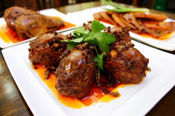 鹵鴨腦殼制作方法